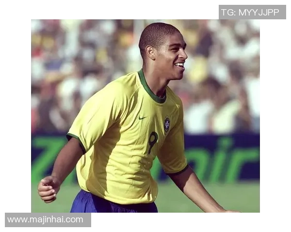 巴西伯纳足球明星的辉煌历程与对全球足球的深远影响